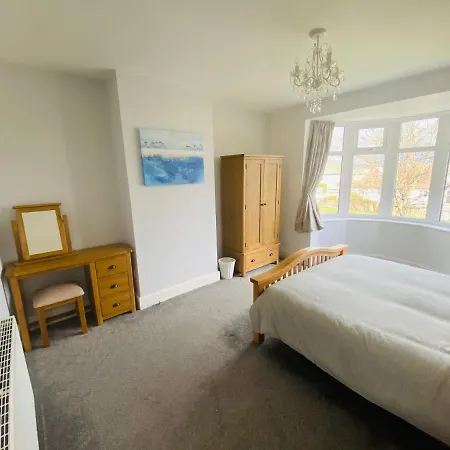 Acacia Breezes - Delightful Semi *