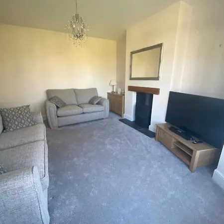 Acacia Breezes - Delightful Semi * スカーバラ